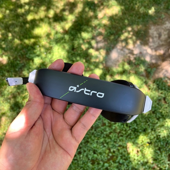 Astro A20 Headset - Picture 1 of 10
